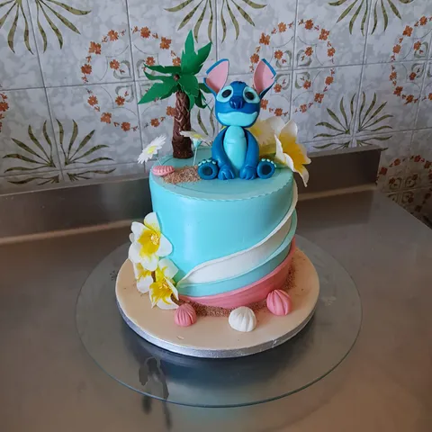 Gâteau 3D Stitch sur une île tropicale